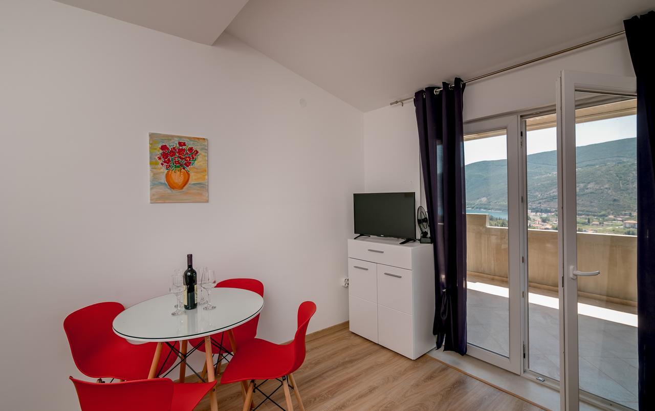 Vasic Apartments Херцег-Нови Экстерьер фото