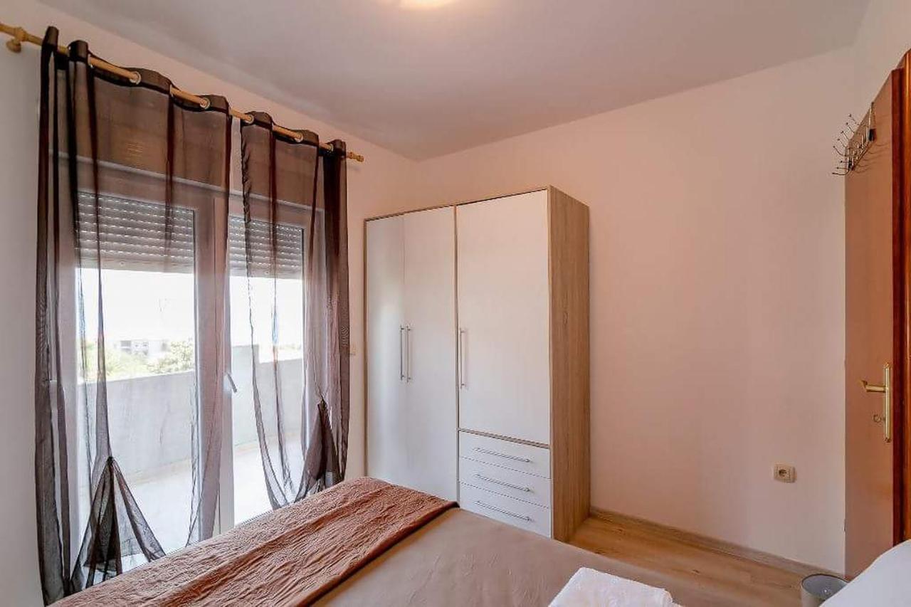 Vasic Apartments Херцег-Нови Экстерьер фото